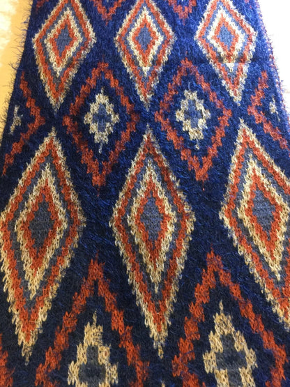 Antique Vintage Sizetyled infinity scarf cool southwestern print. Furry knit